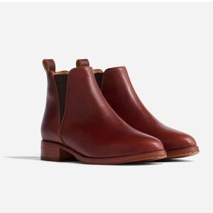 Nisolo Eva everyday Chelsea boots